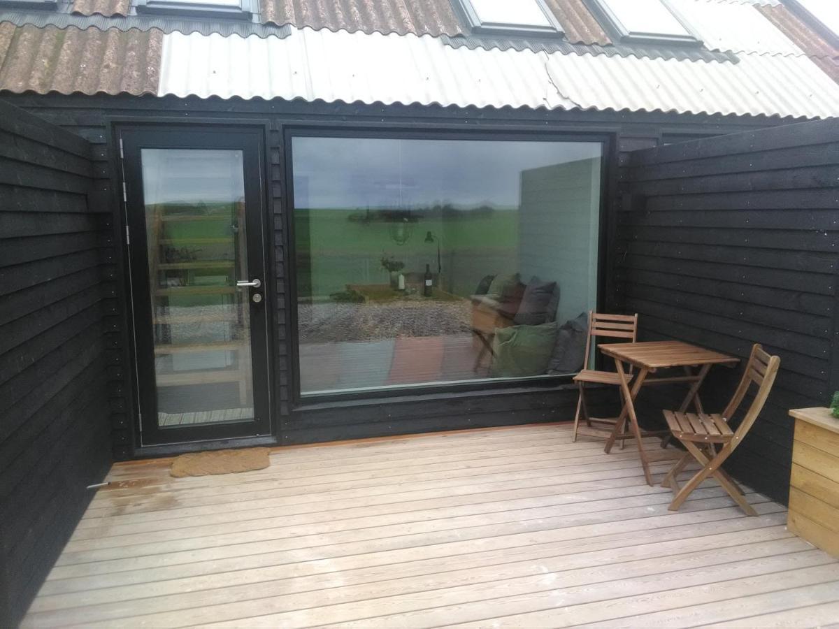Rikke Og Franks Svineri Aparthotel เลมวิก ภายนอก รูปภาพ