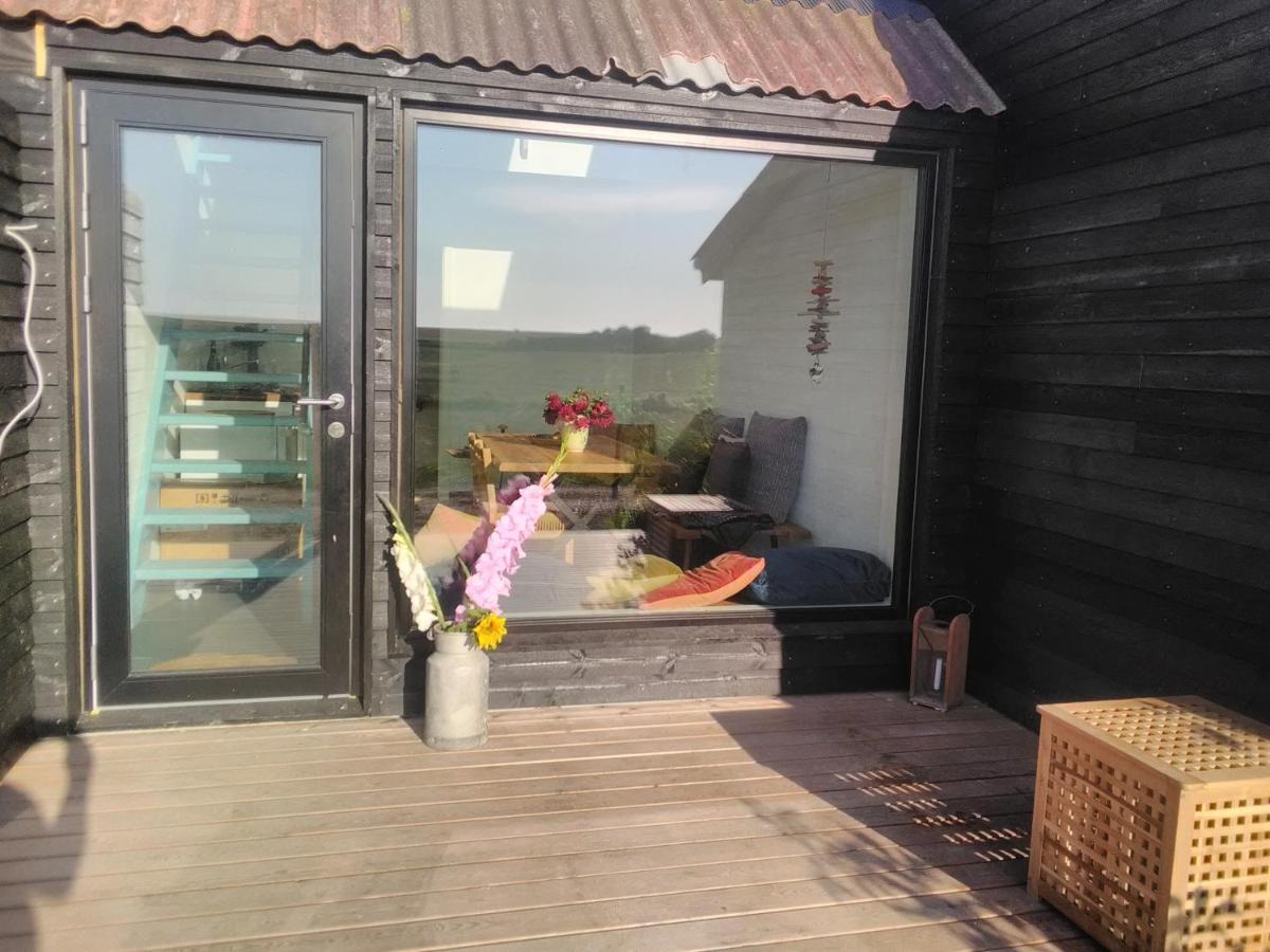 Rikke Og Franks Svineri Aparthotel เลมวิก ภายนอก รูปภาพ