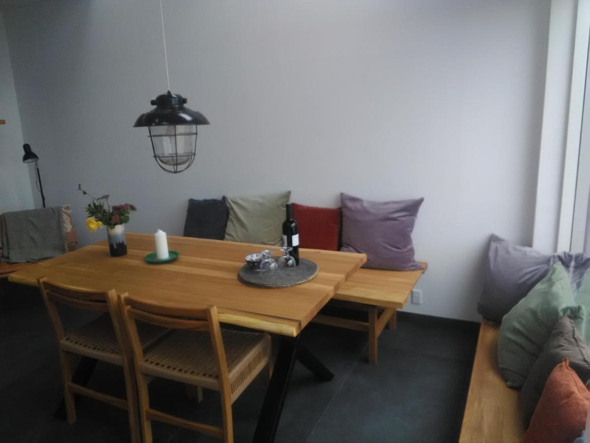 Rikke Og Franks Svineri Aparthotel เลมวิก ภายนอก รูปภาพ